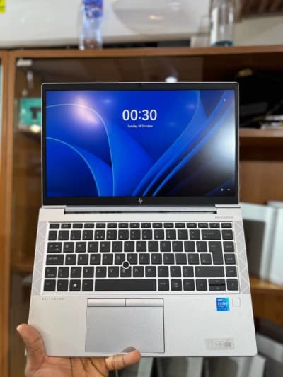 HP EliteBook 830 G8 Core i5 11th Gen, 8GB RAM, 256GB SSD Touchscreen